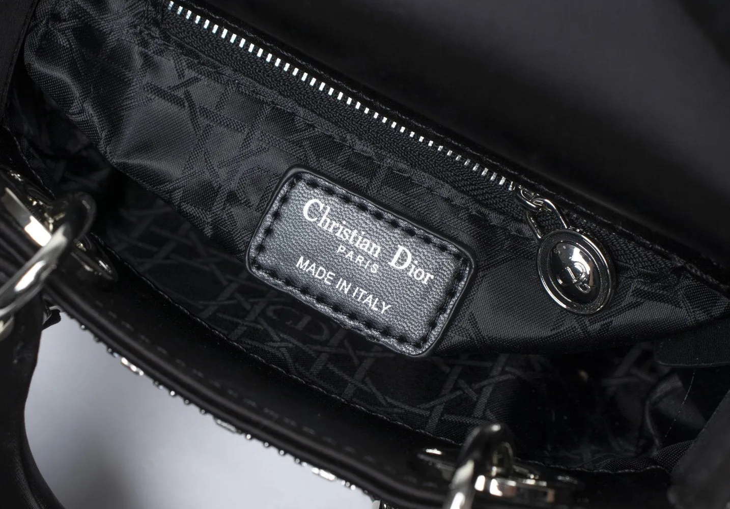 Designer Handbags DR 230