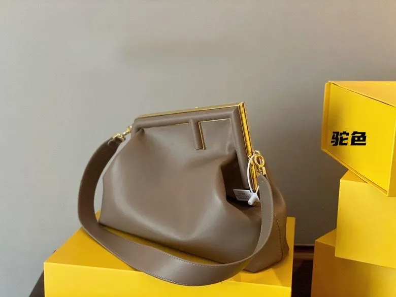 Designer Handbags FD 198