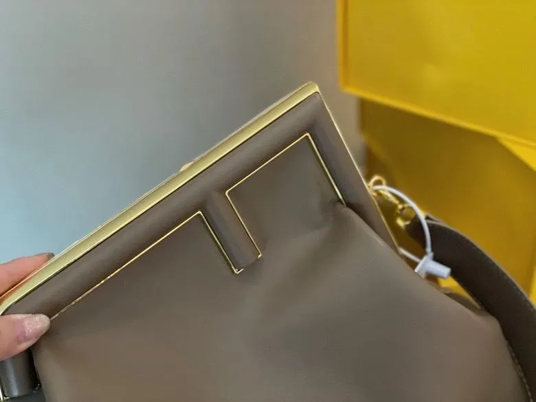 Designer Handbags FD 198