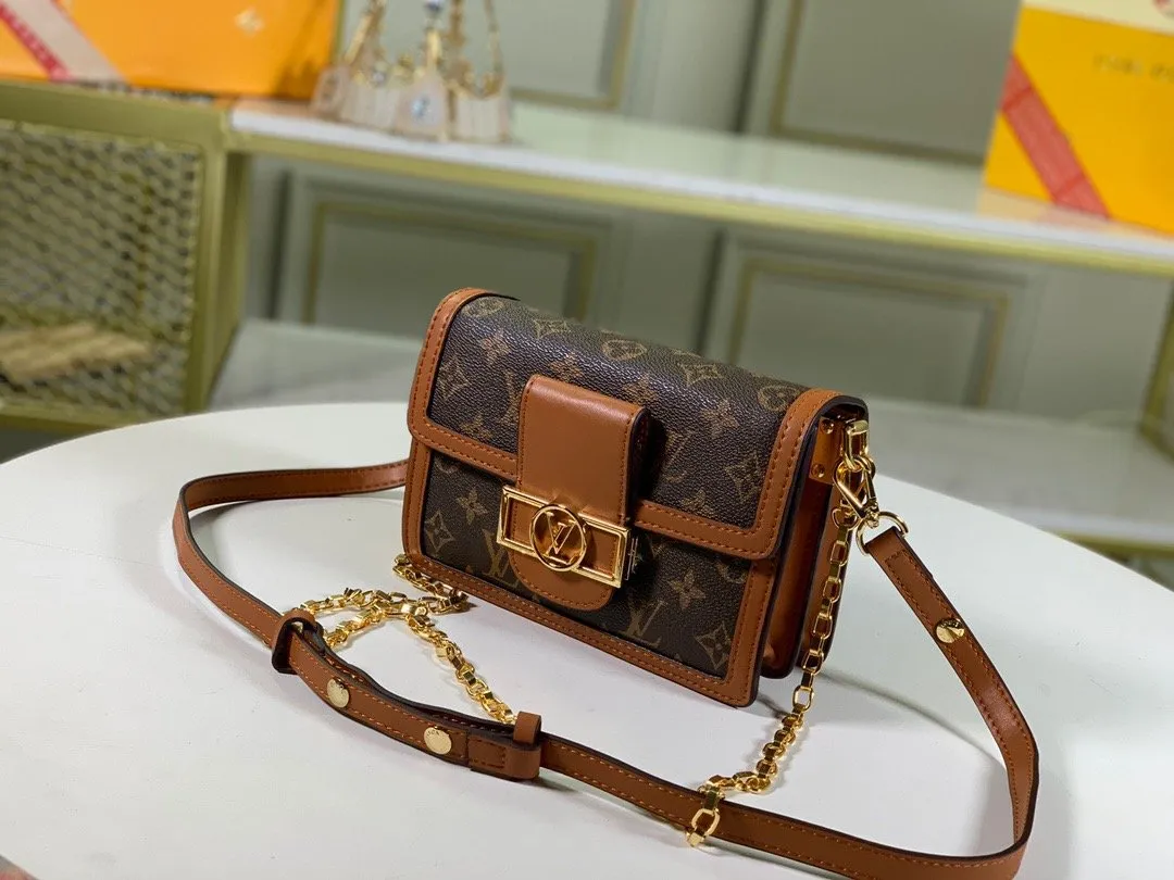 Designer Handbags LN 037