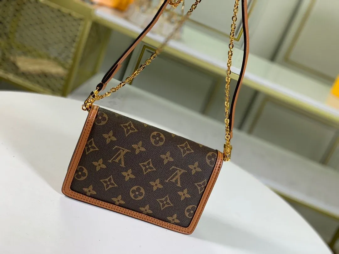 Designer Handbags LN 037