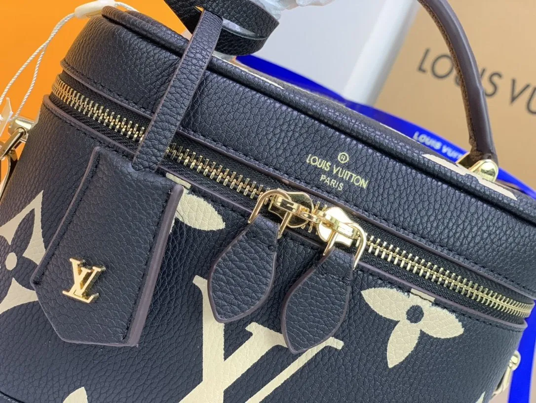 Designer Handbags LN 097