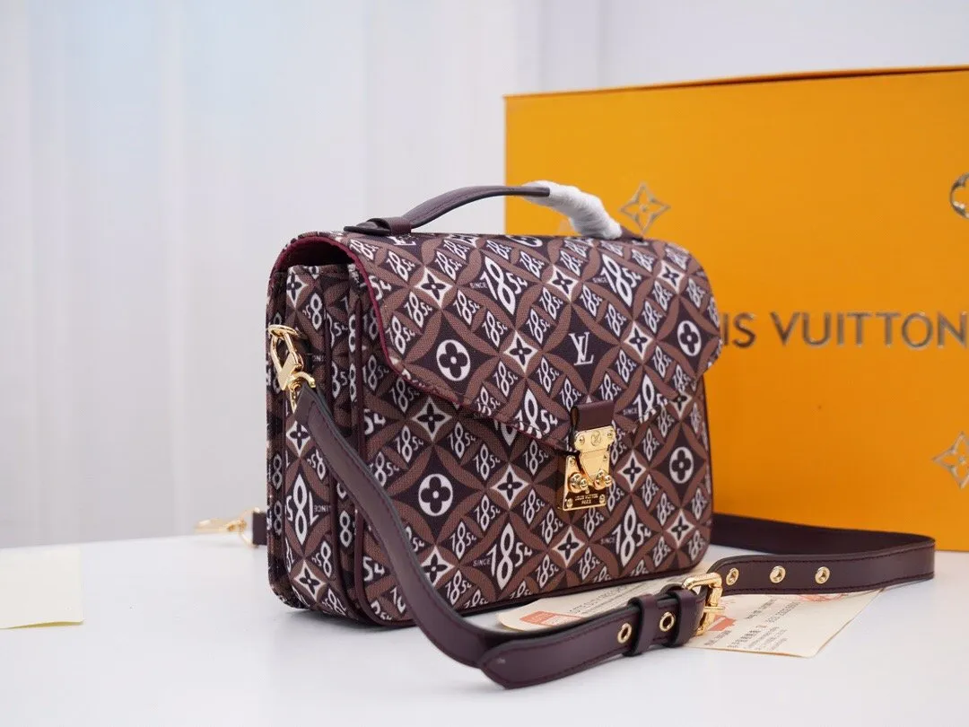 Designer Handbags LN 130