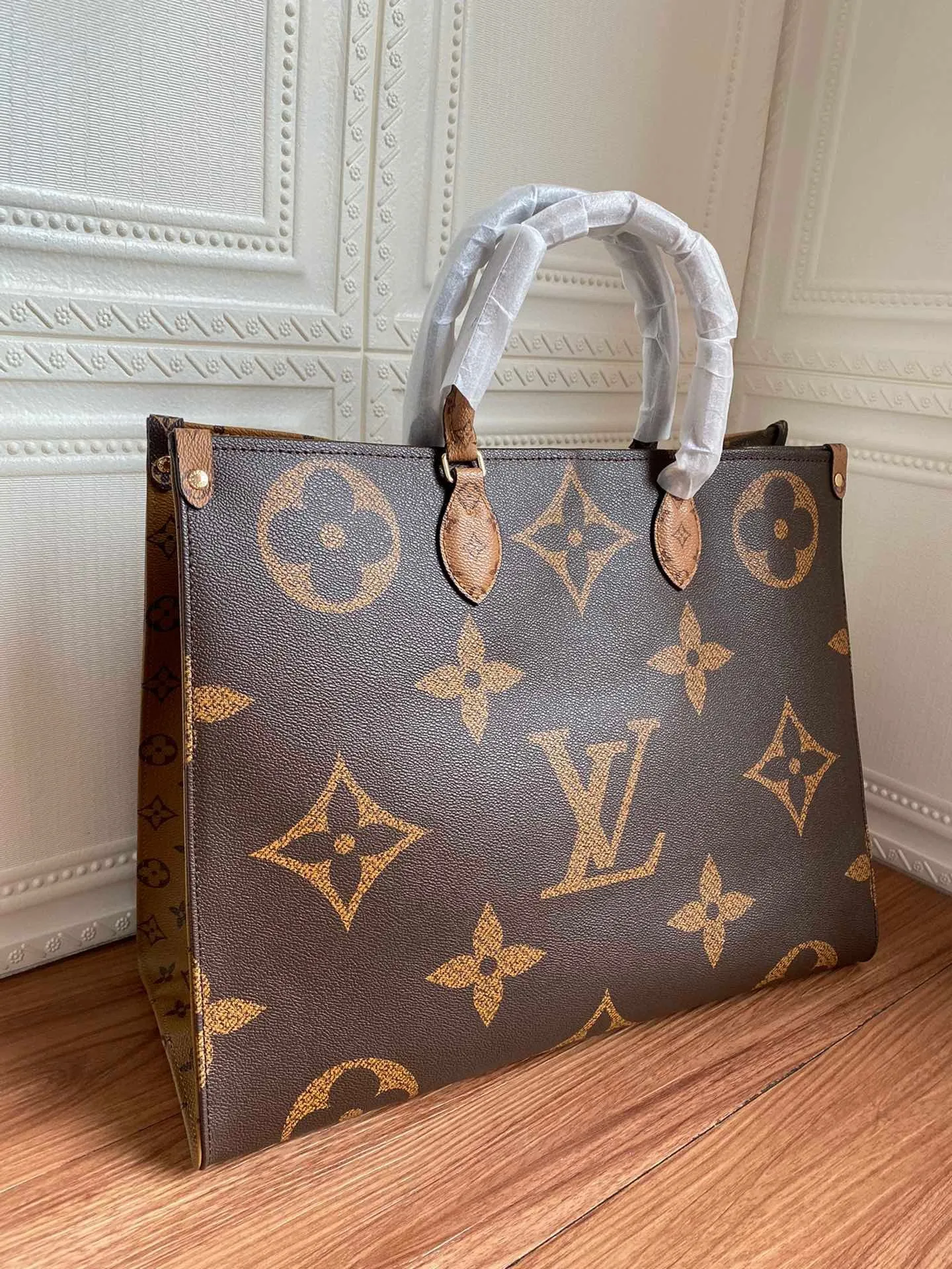 Designer Handbags LN 451